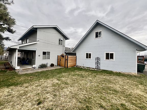 2nd image of 603 3rd St