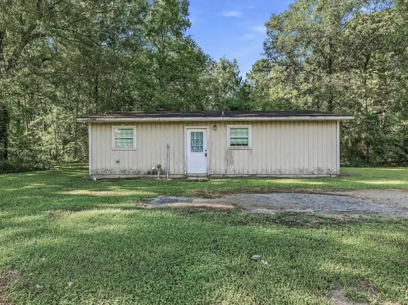 9383 Northridge Dr, Orange, TX 77632