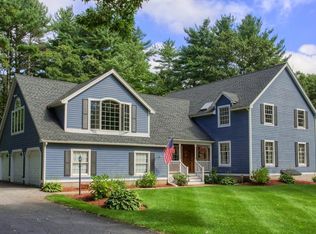 488 Kendall Rd, Tewksbury, MA 01876