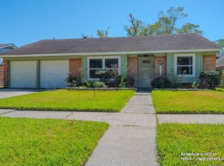 958 Wavecrest Ln, Houston, TX 77062