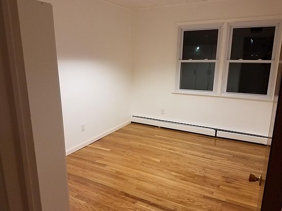4th image of 769 Kimball Ave #1