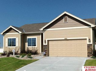 18809 Blackwalnut St, Gretna, NE 68028