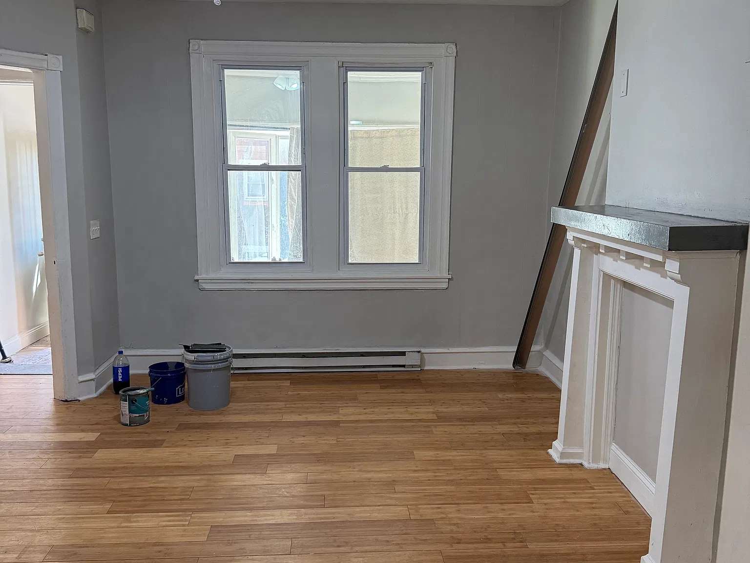 3 bed, 1024 sqft, $1,600 — Photo 3