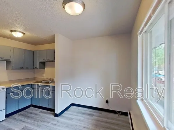 1411 S Corona Ave APT 5, Colorado Springs, CO 80905