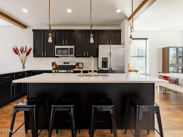 1052 W Cattail Ct #E1, Kamas, UT 84036