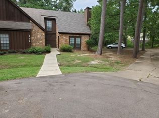 105B Fairfax Cir, Brandon, MS 39047