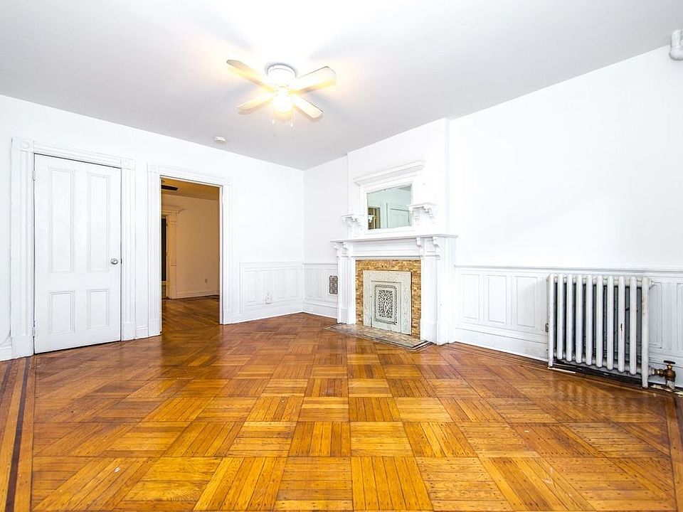 1st image of 147 Halsey St #1