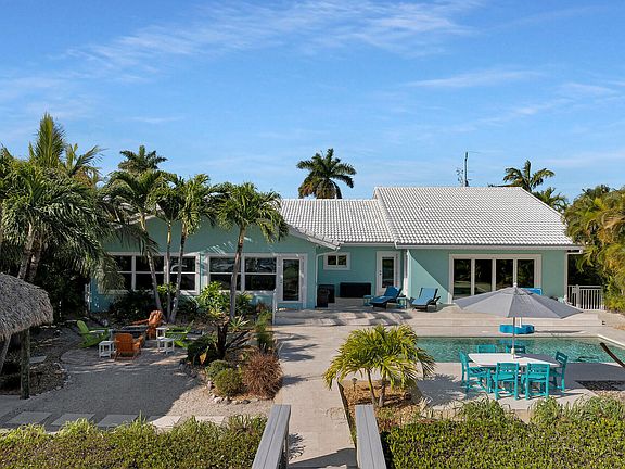 5th image of 160 13th St