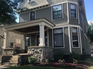 911 Wealthy St SE, Grand Rapids, MI 49506