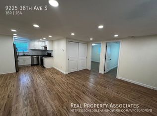 9225 38th Ave S, Seattle, WA 98118