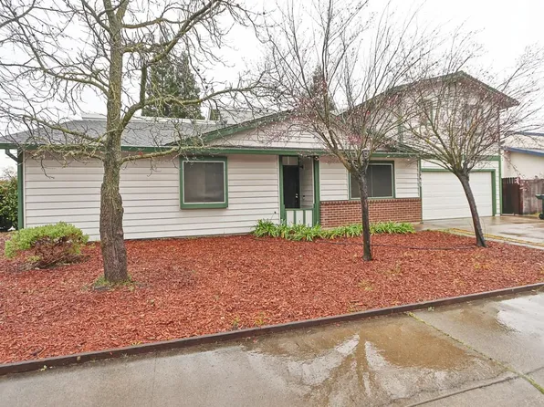 1460 Hickory St, Roseville, CA 95678