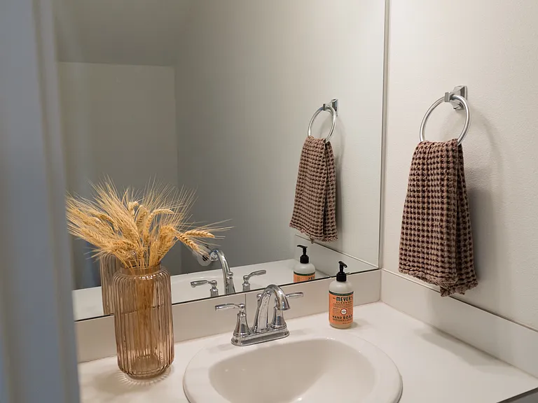 6908 N Madison Cir — Photo 9