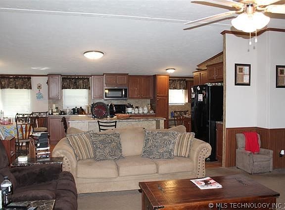 5th image of 226 Ridge Rd
