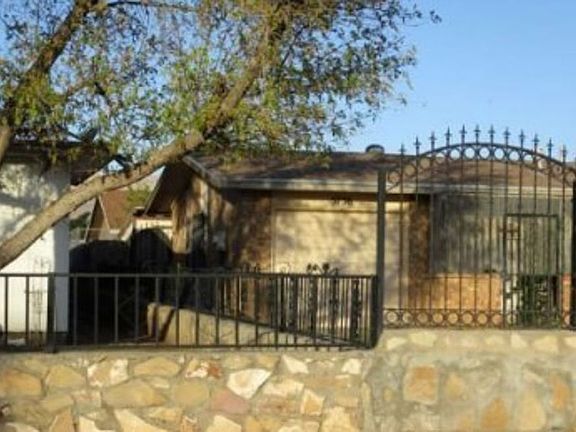 3rd image of 5736 Dalhart Dr