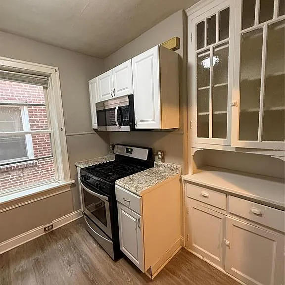 4032 Hydraulic Ave #B — Photo 8