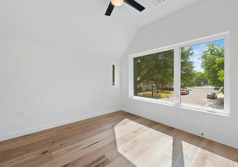 2nd floor bedroom 2