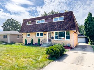 1501 W Willow Ln, Mount Prospect, IL