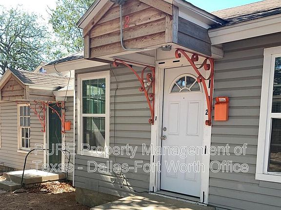 2nd image of 3004 Mount Vernon Ave #2