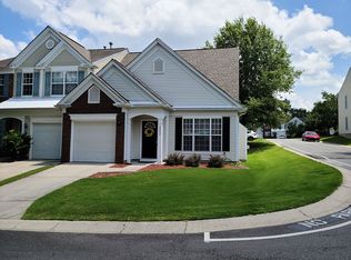 8232 Gossomer Bay Dr, Charlotte, NC 28270