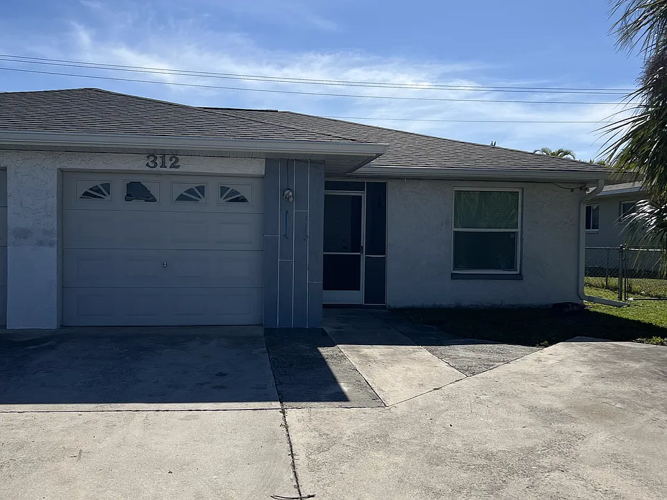 312 Cape Coral Pkwy W