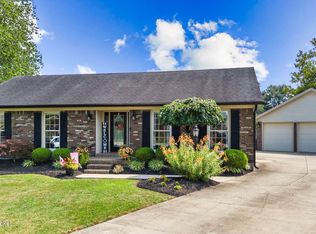 8106 Tonya Ct, Louisville, KY 40214