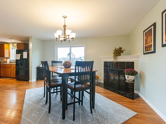 3rd image of 1570 Eagle Bluff Dr