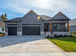 602 Lathrop Ct NW, Calabash, NC 28467