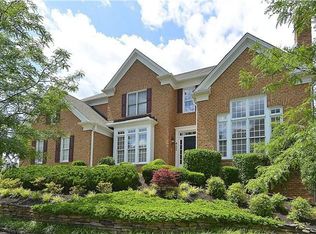 412 Nature Ln, Rockville, MD 20850