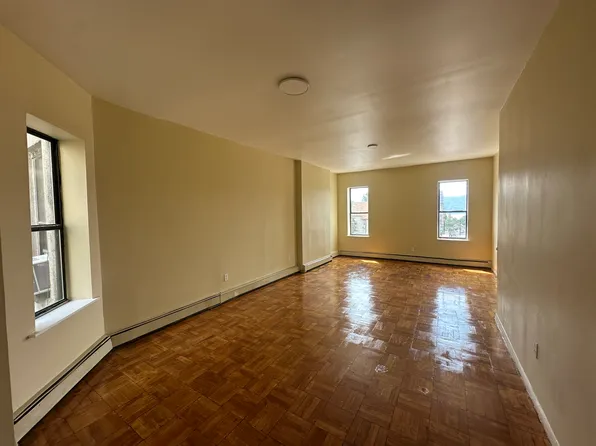 (undisclosed Address), Yonkers, NY 10705