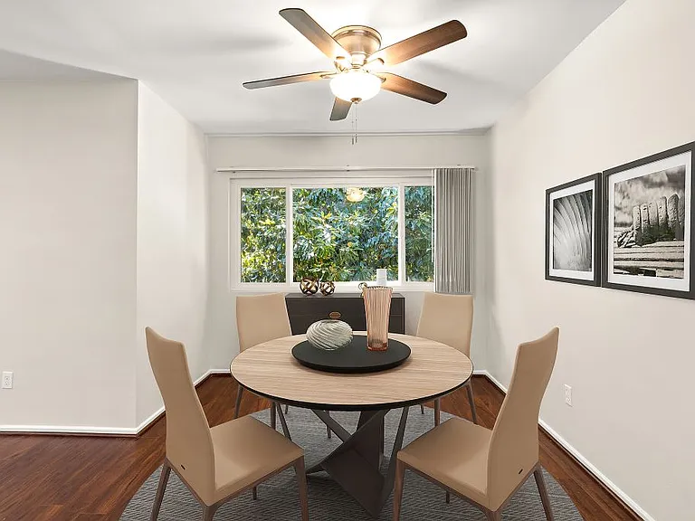 White Oak Terrace Apartments — Photo 27