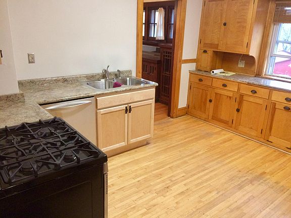 2nd image of 2131 Gordon Ave Floor 2