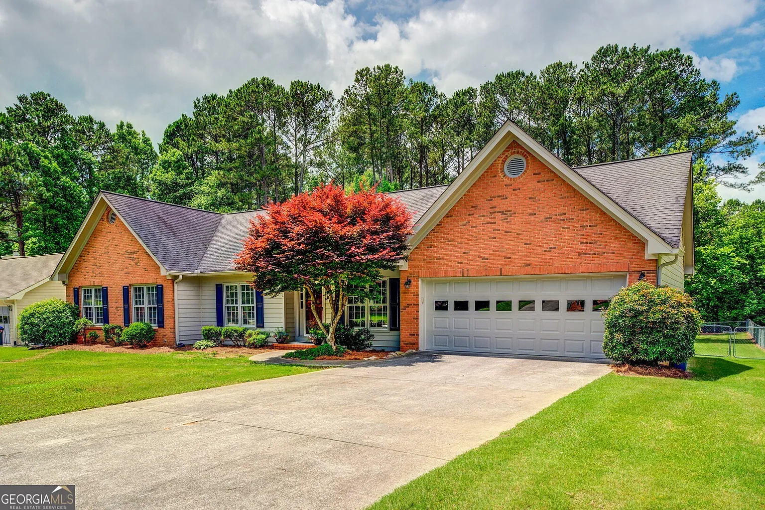 2339 Radbury Ln photo 1