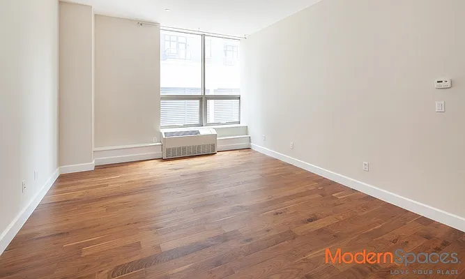 Sold by Modern Spaces | media 31