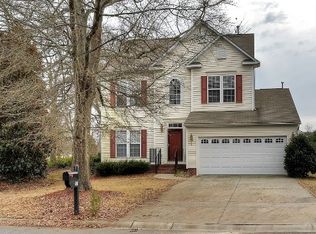 401 Scarlet Oak Dr, Fountain Inn, SC 29644