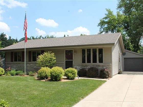 1st image of 1026 N Willard Ave