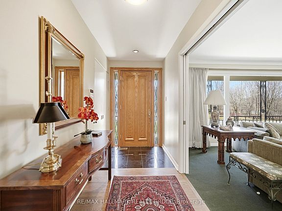 4th image of 68 Corkstown Rd