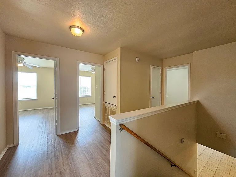 2201 Dennis St — Photo 14
