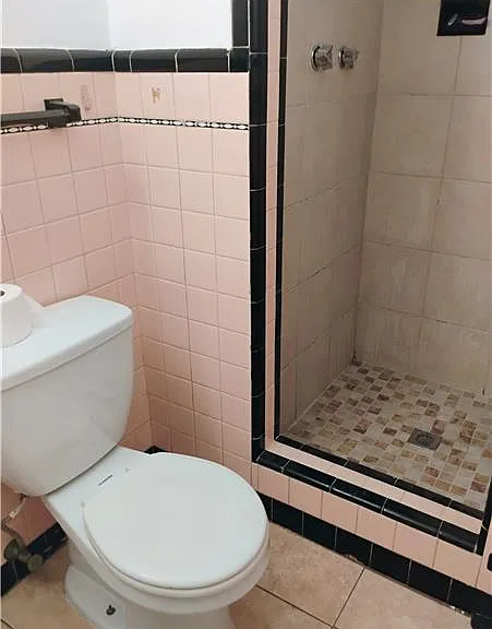 242 SE Park St #2 — Photo 7