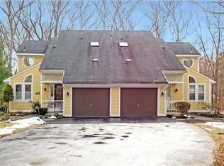 70 Fair Oaks Dr, Pittsburgh, PA 15238