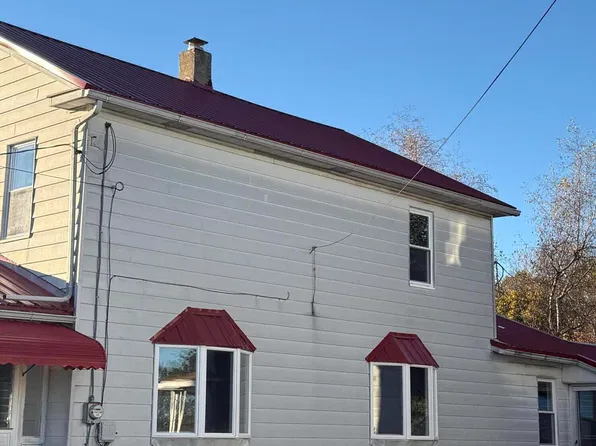 957 Chestnut St, Freeland, PA 18224