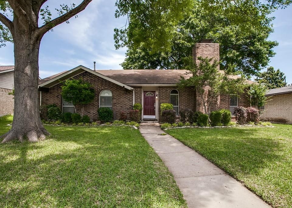 1st image of 2209 Overglen Dr