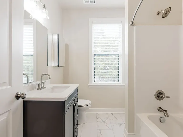 1101 Oakwood Ave — Photo 8