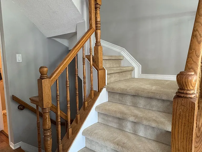 131 Markland Cres — Photo 10