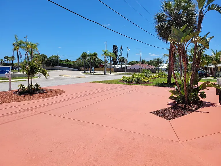 3124 NE Skyline Dr — Photo 21