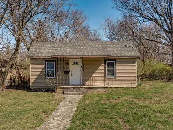1550 N Colgate Ave, Springfield, MO 65802