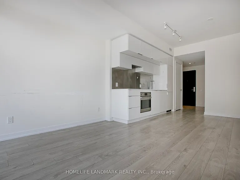 185 Roehampton Ave #3312 — Photo 13