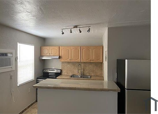 1st image of 2331 NW 23rd Ln
