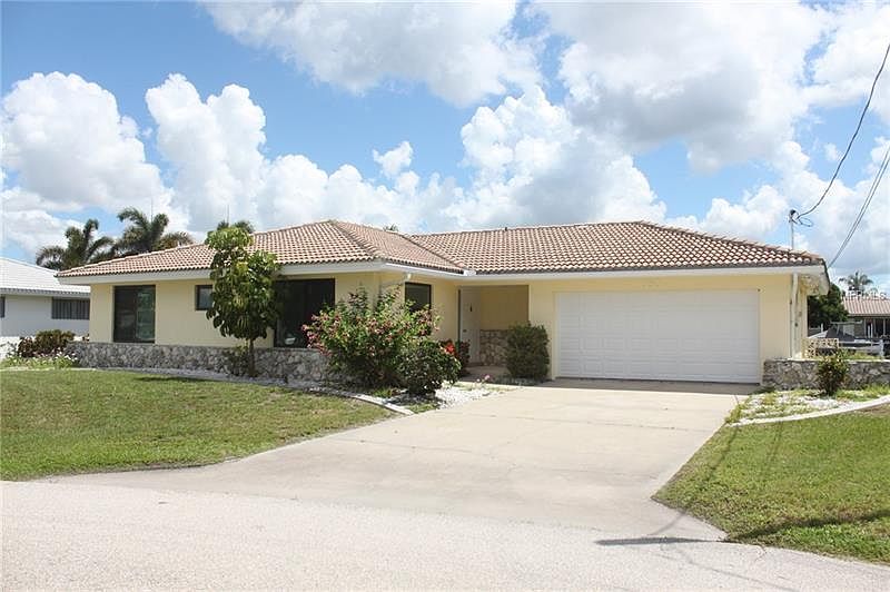 1st image of 360 Delido Ct