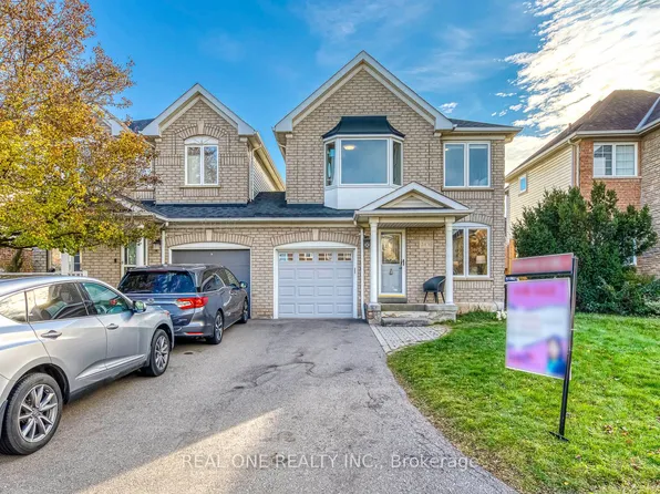 2470 Bankside Dr, Mississauga, ON L5M 6E6