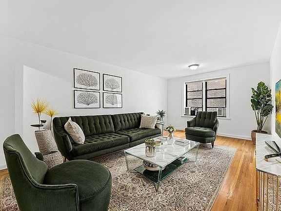 2nd image of 1180 Ocean Pkwy #4E